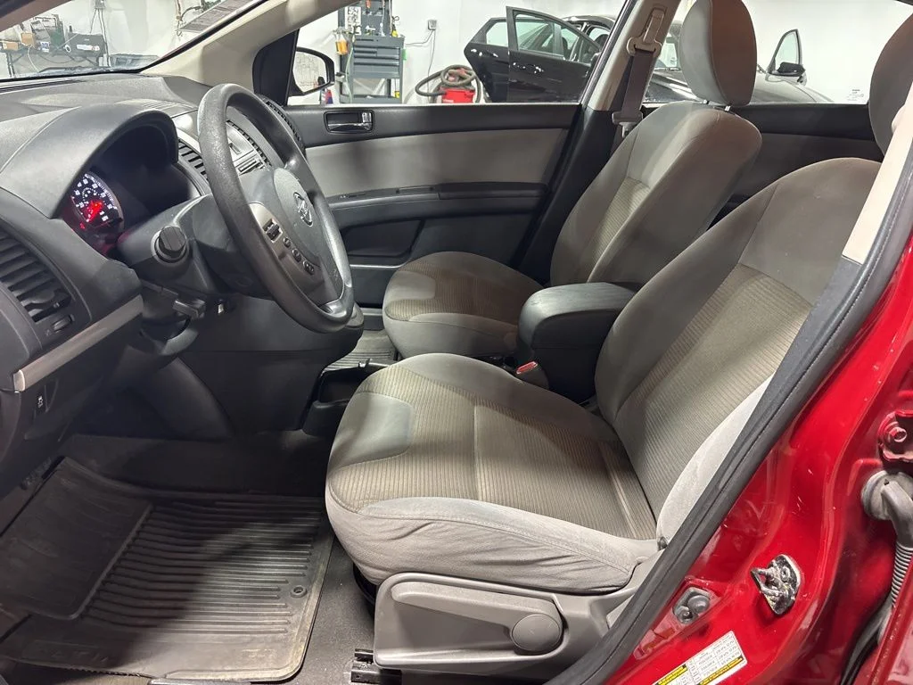 Used 2012 Red Nissan 2.0 S image 21
