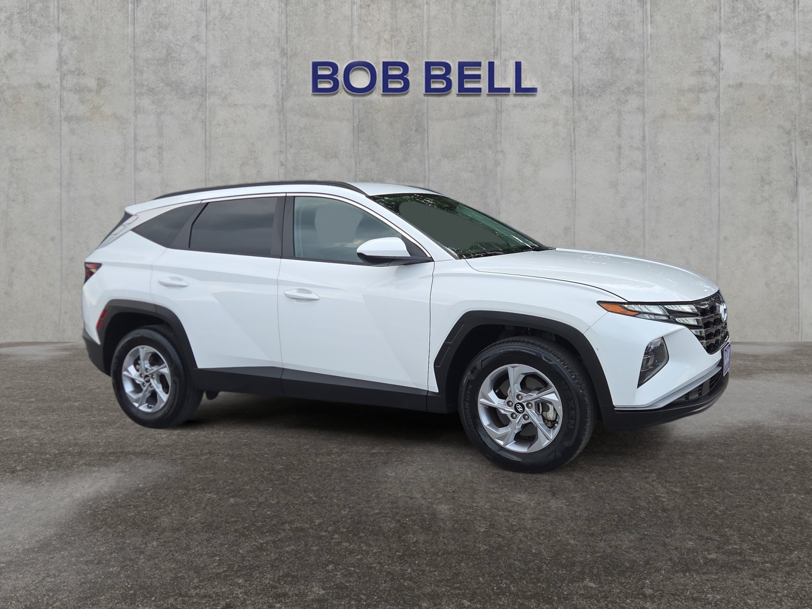 Used 2024 White Pearl Hyundai SEL image 9