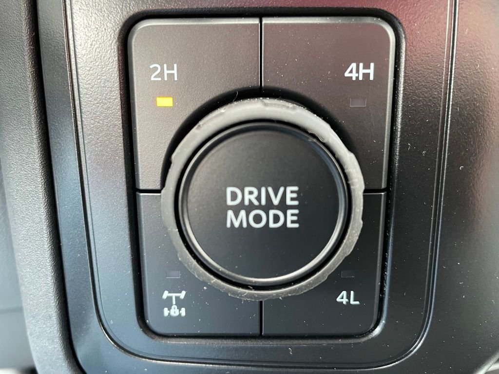 New 2026 Oxford White Ford F-350® XL image 10