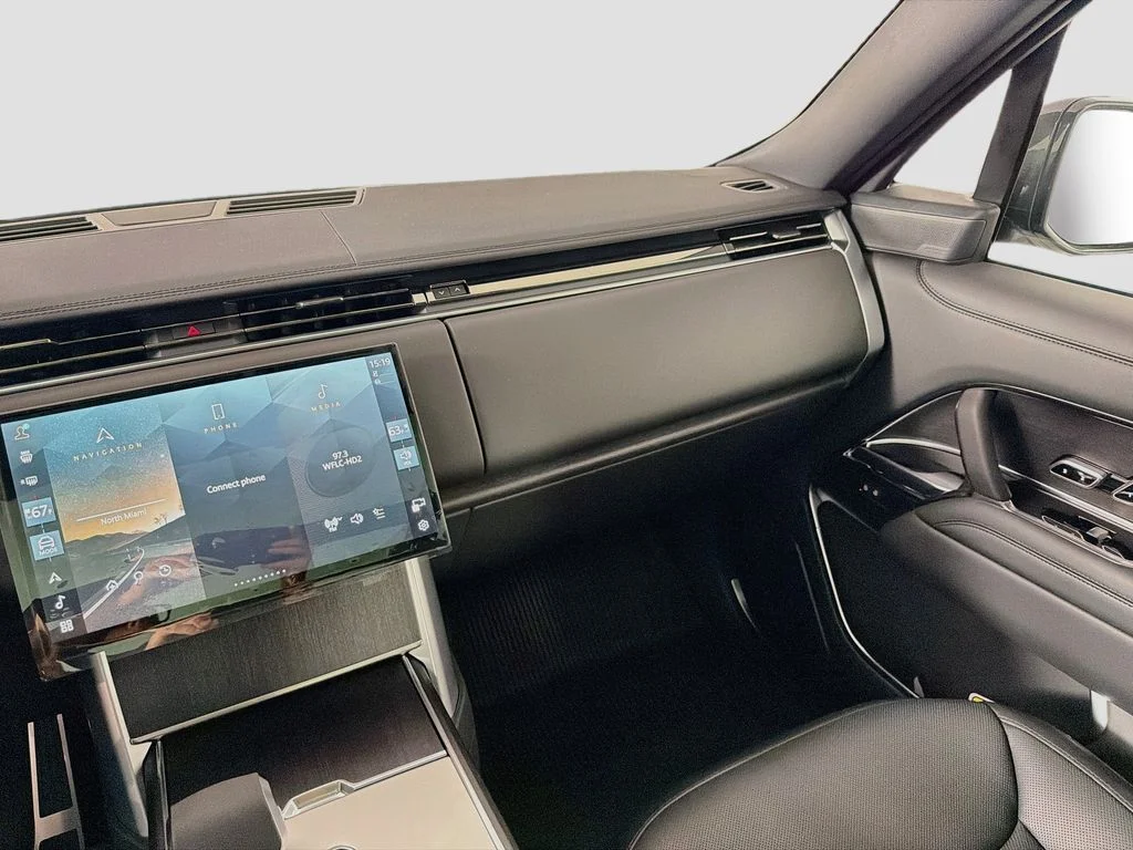 New 2026 Varesine Blue Land Rover SE image 25