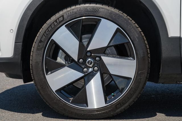 Used 2023 Crystal White Volvo Ultimate image 18
