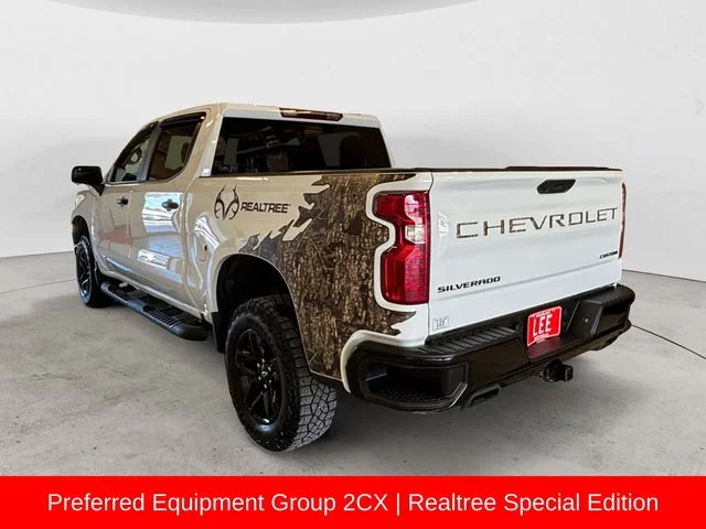 Used 2025 White Chevrolet Custom Trail Boss image 3