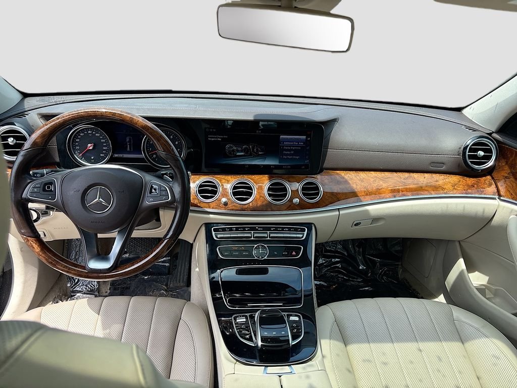 Used 2018 Black Mercedes-Benz E 400 image 43