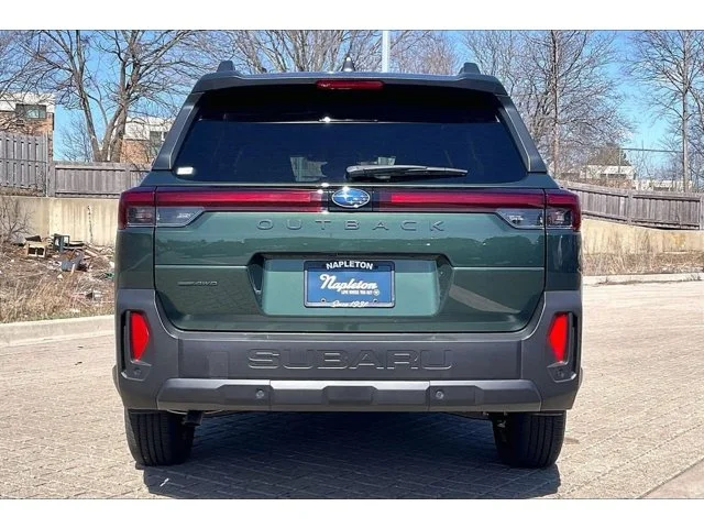 New 2026 DEEP EMERALD GREEN PEARL Subaru Limited image 18