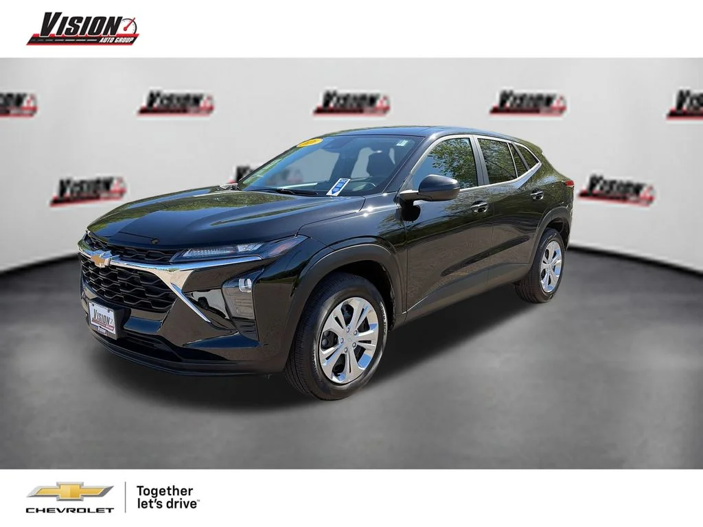 2026 Chevrolet Trax LS's photo