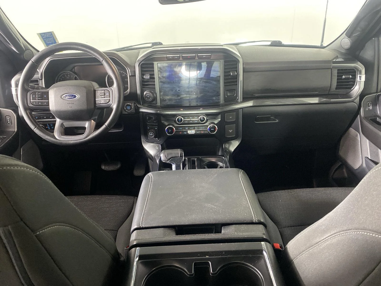 Used 2023 Agate Black Ford XLT image 36
