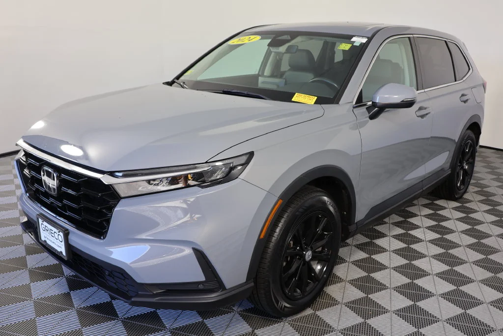 Used 2024  Honda EX-L image 4