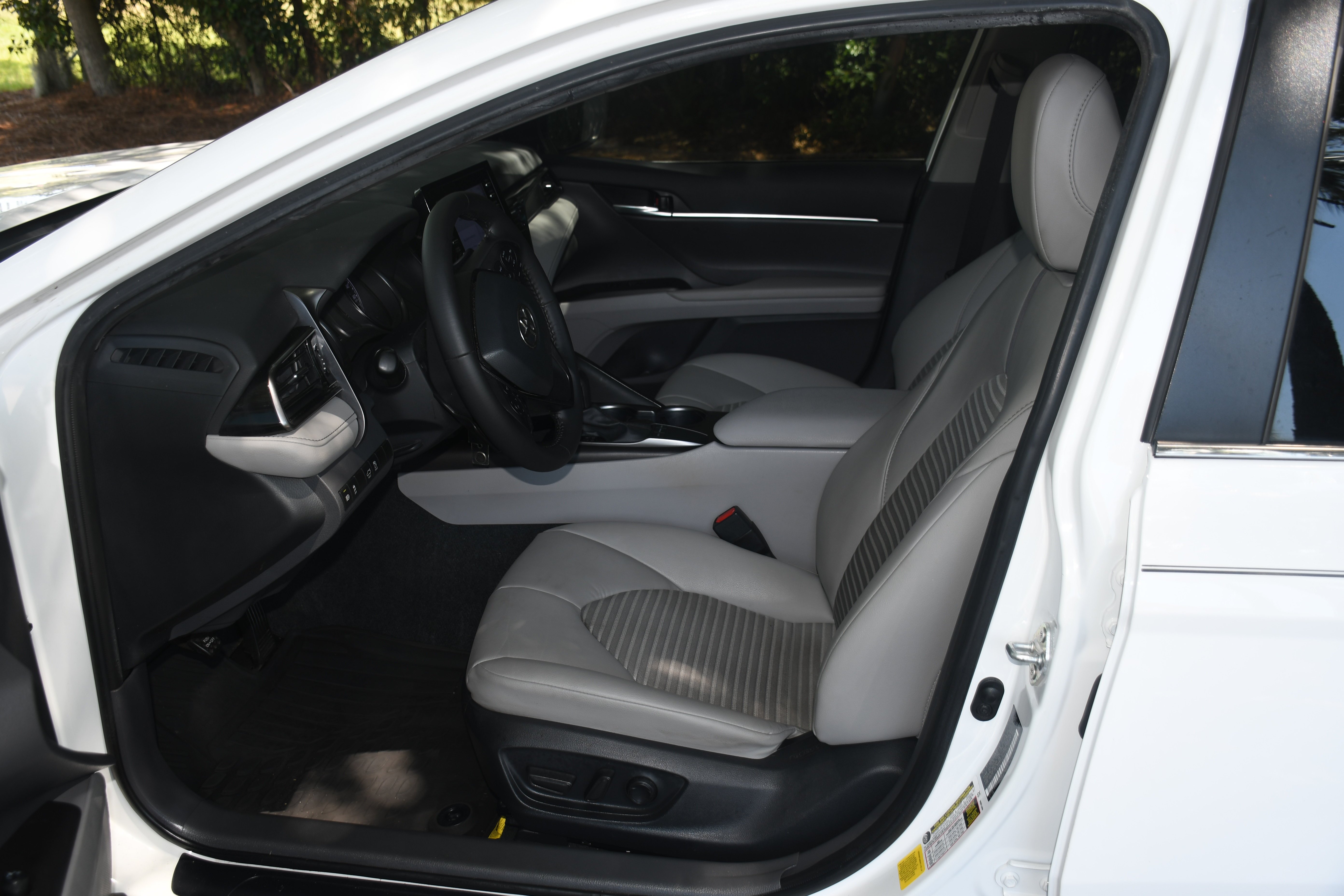 Used 2024 White Toyota SE image 7