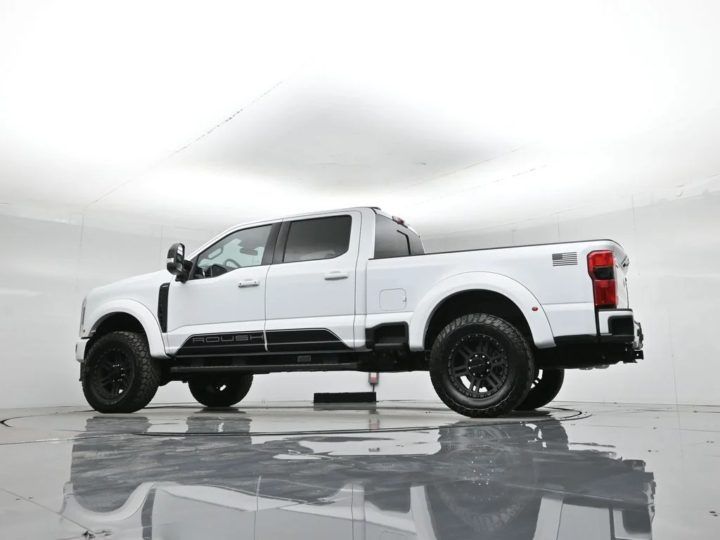 New 2026 Oxford White Ford Lariat image 53