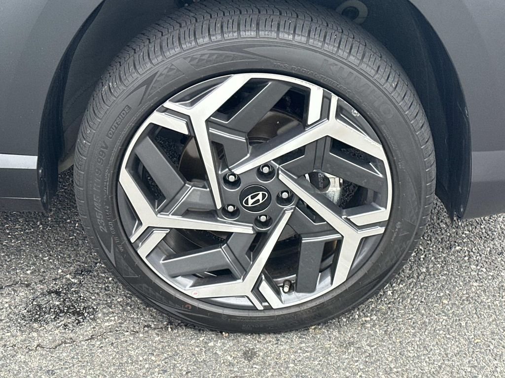 Certified Used 2026 Gray Hyundai SEL Premium image 10