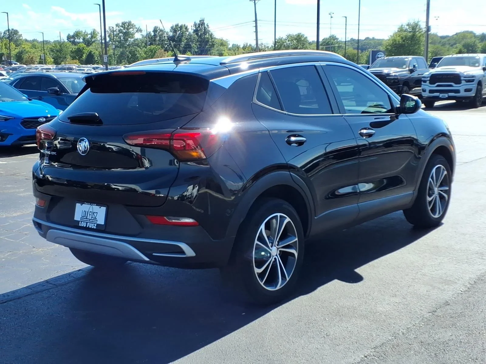 Used 2022 Ebony Twilight Metallic Buick Select image 26