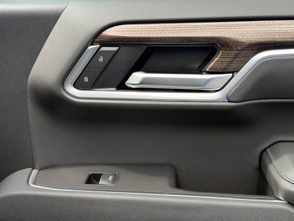 2026 Chevrolet Silverado 1500 RST - Photo 15