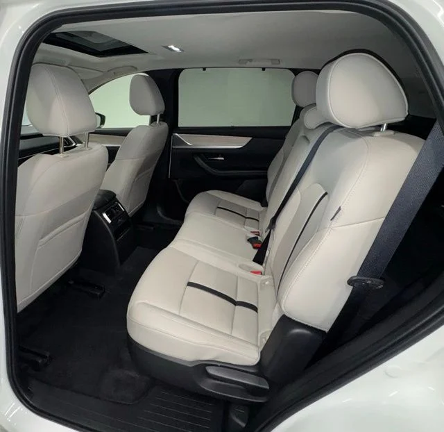 Used 2025 White Mazda 3.3 Turbo Premium image 12