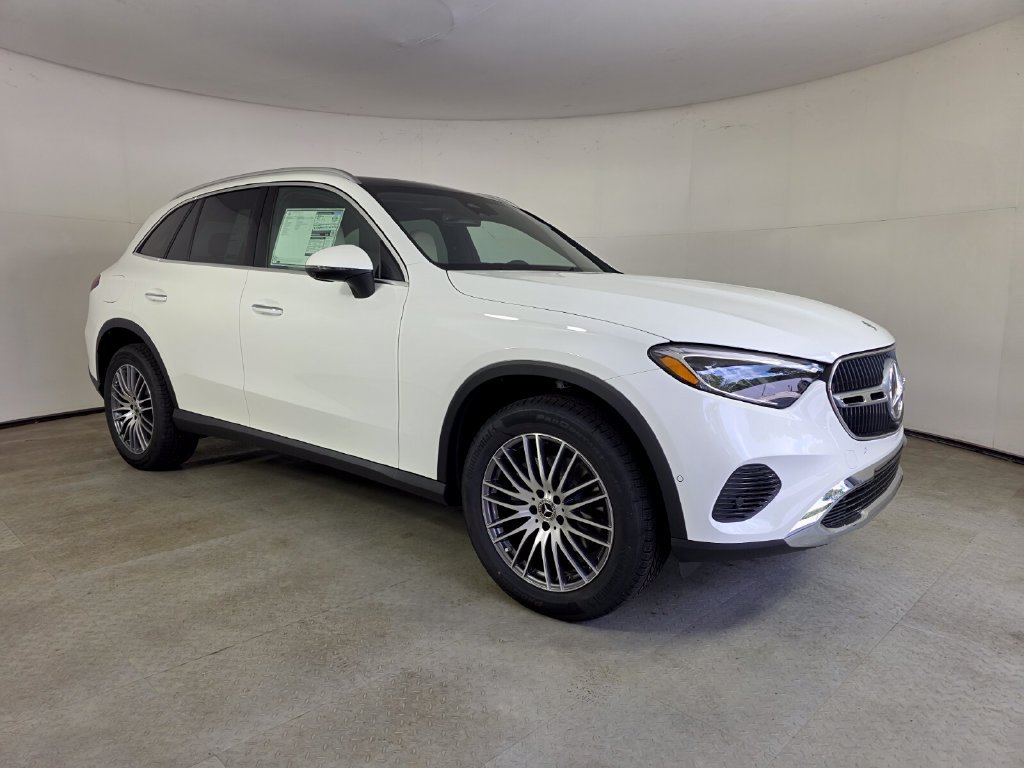New 2027 Polar White Mercedes-Benz GLC 300 image 1