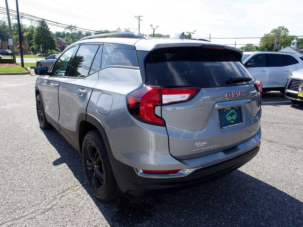 2024 GMC Terrain AT4 - Photo 8