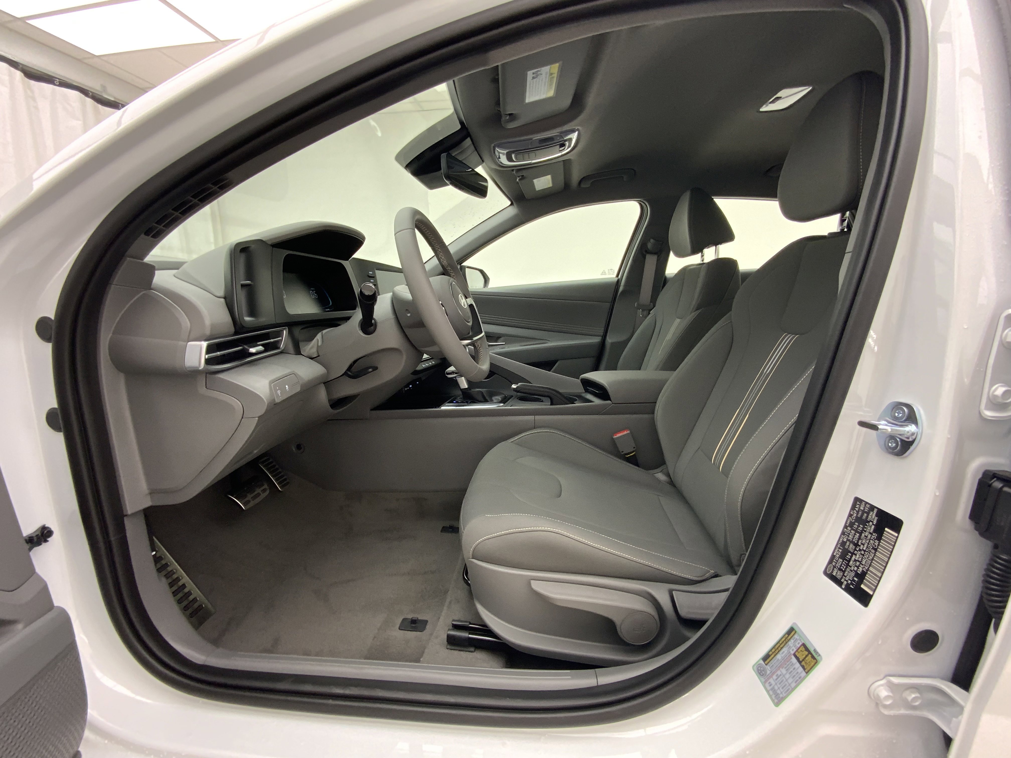 New 2026 Serenity White Hyundai SEL Sport image 12