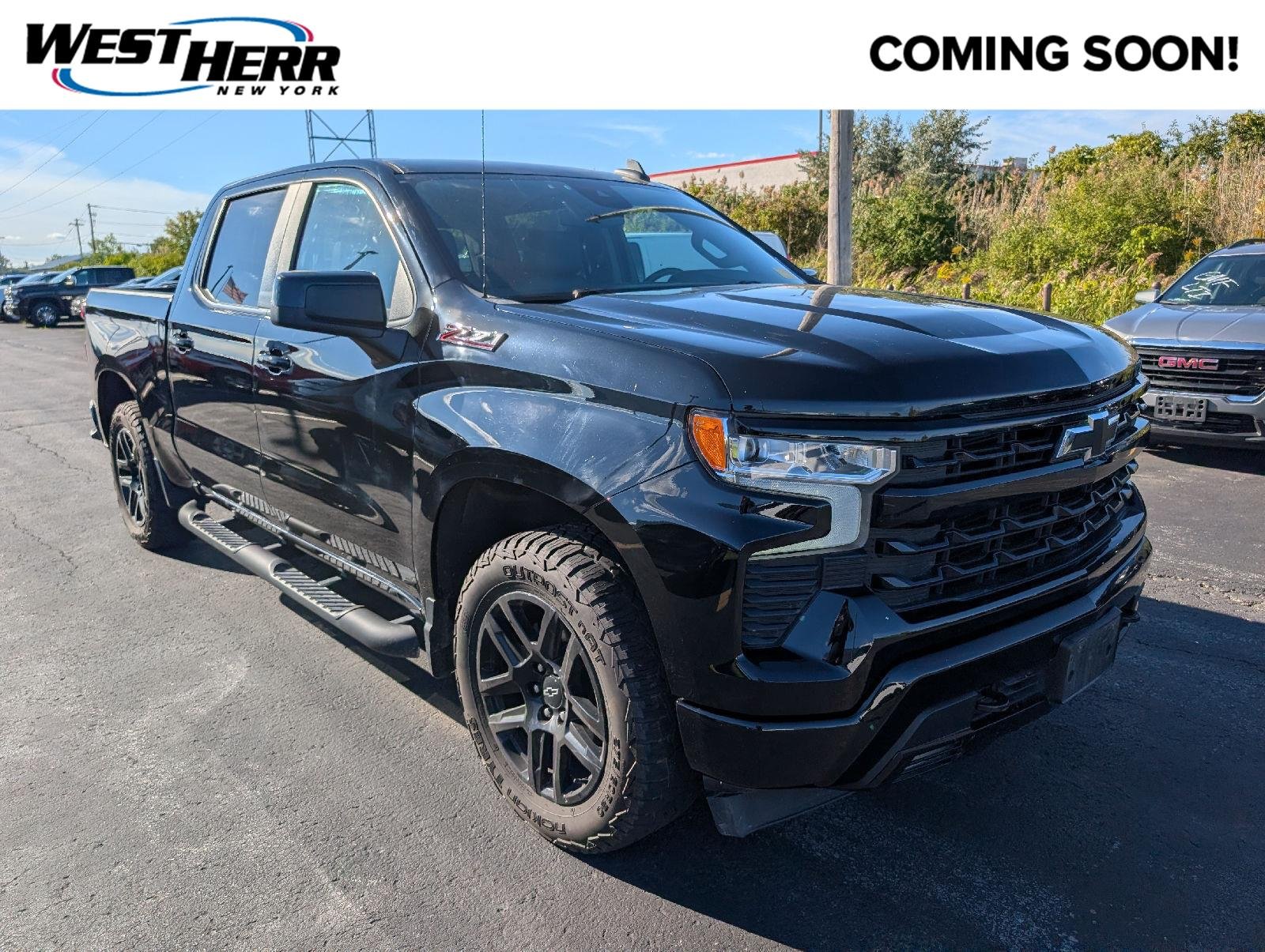Used 2023  Chevrolet RST image 1