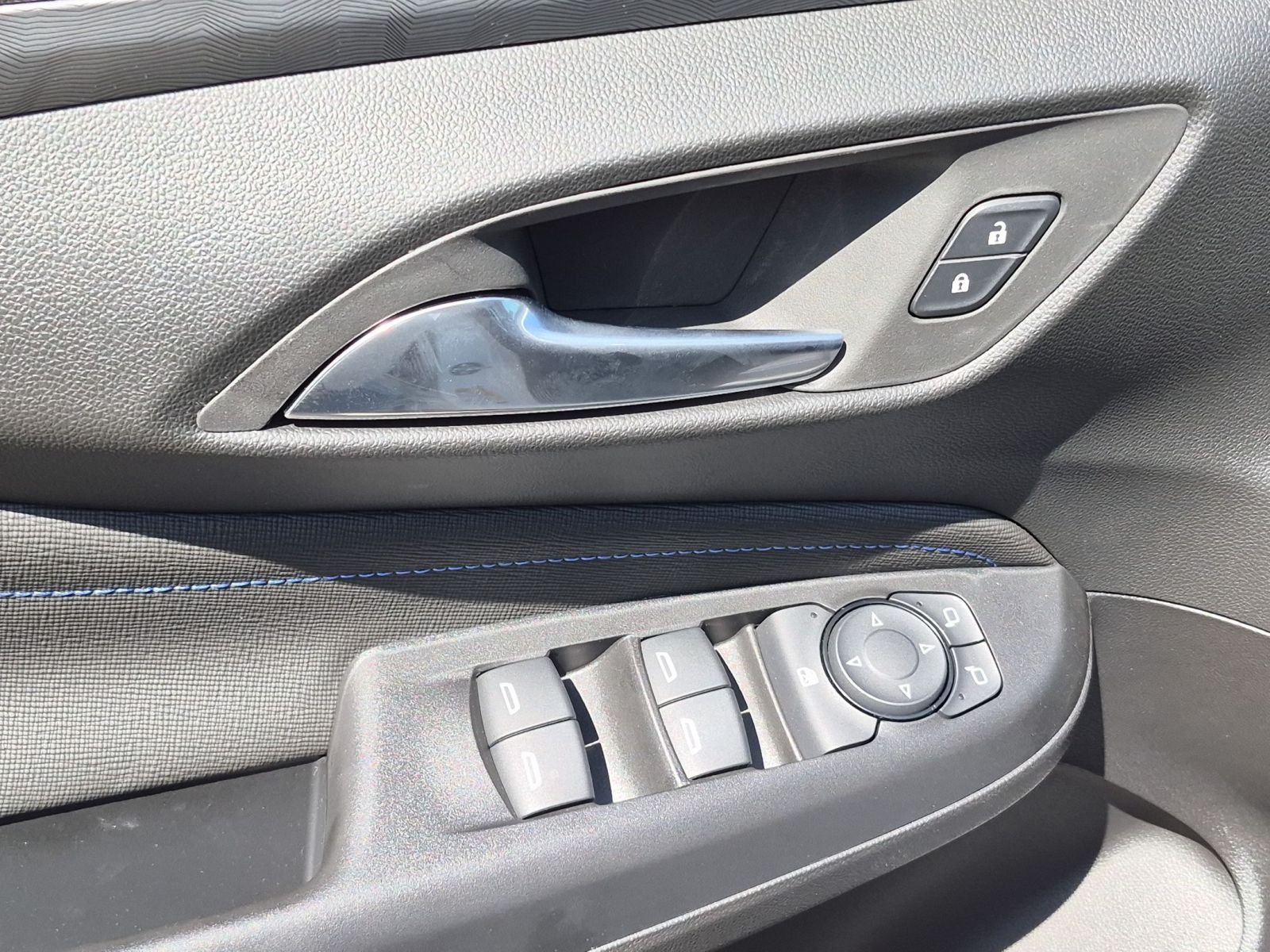2026 Buick Envista Sport Touring - Photo 22