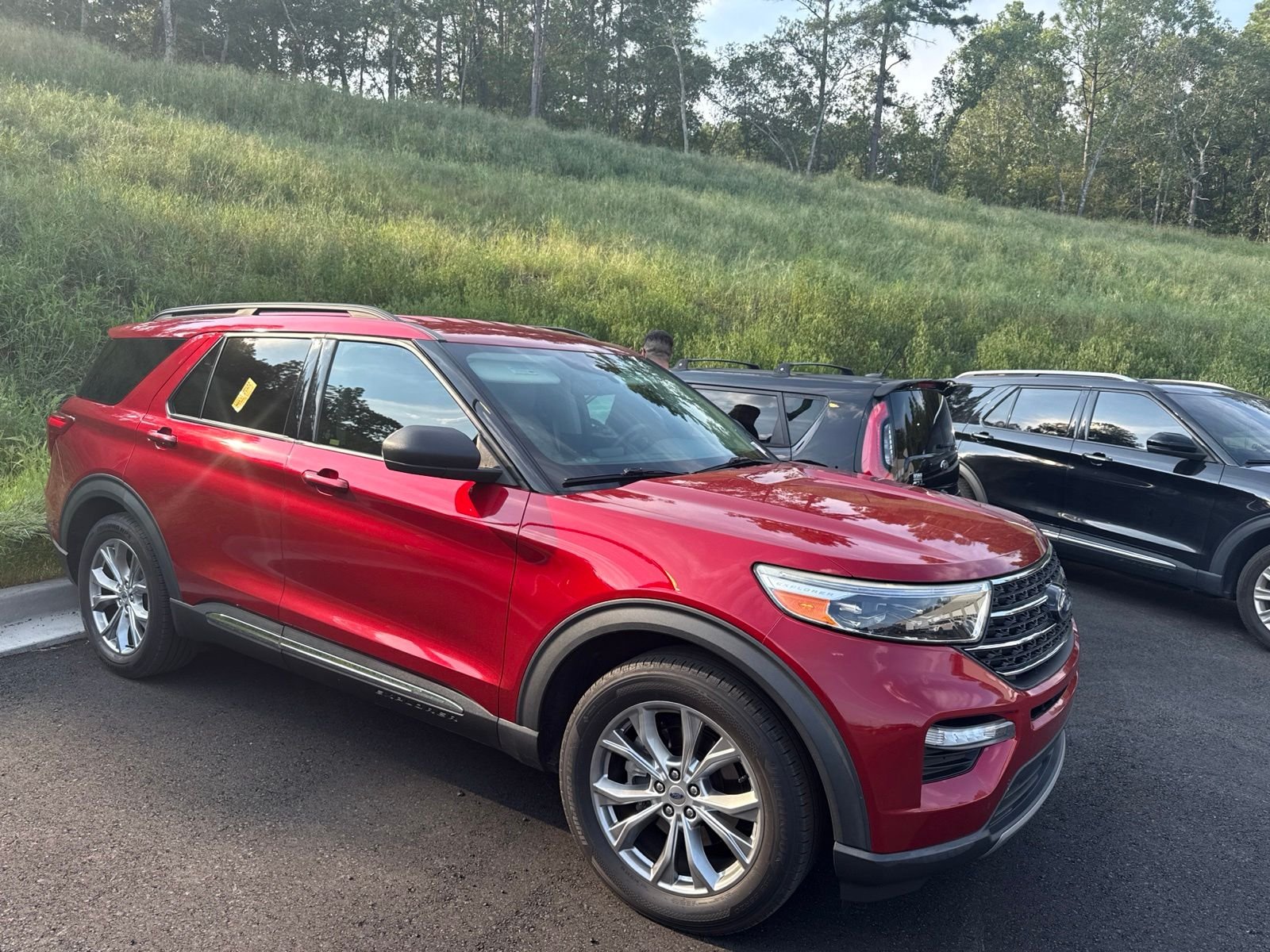 Used 2020 Red Ford XLT image 3
