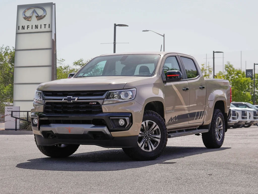Used 2022 Black Chevrolet 4WD Z71 image 1