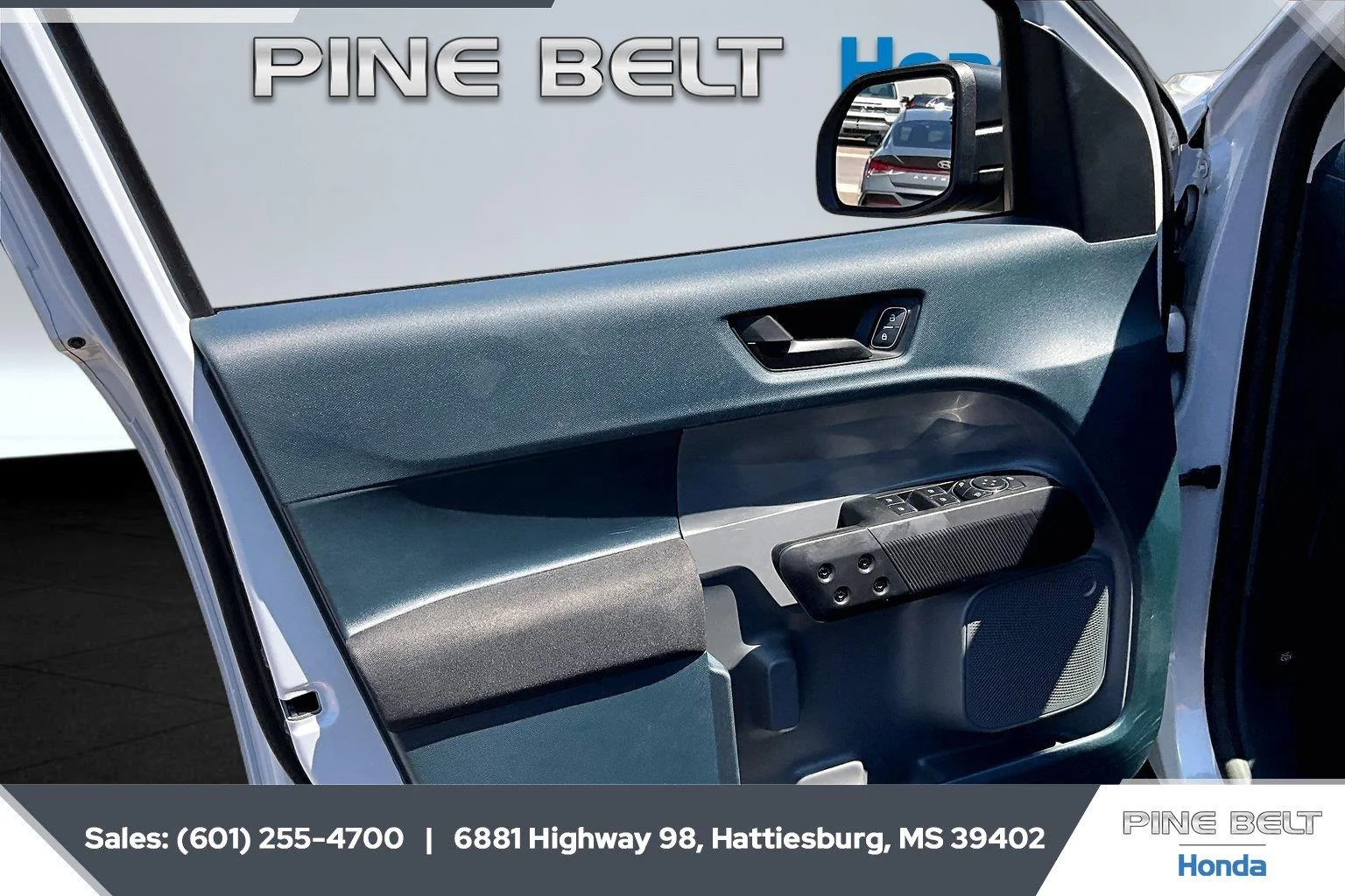 Used 2025 Space White Ford XL image 17
