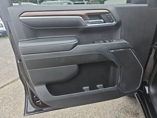 Used 2024 Black Chevrolet LT (2FL) image 11