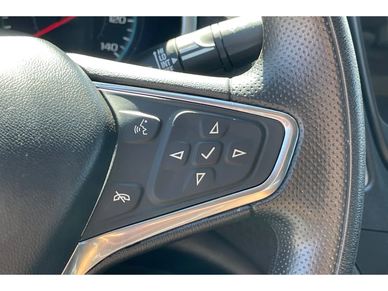 Used 2020 Shadow Gray Metallic Chevrolet LS image 33