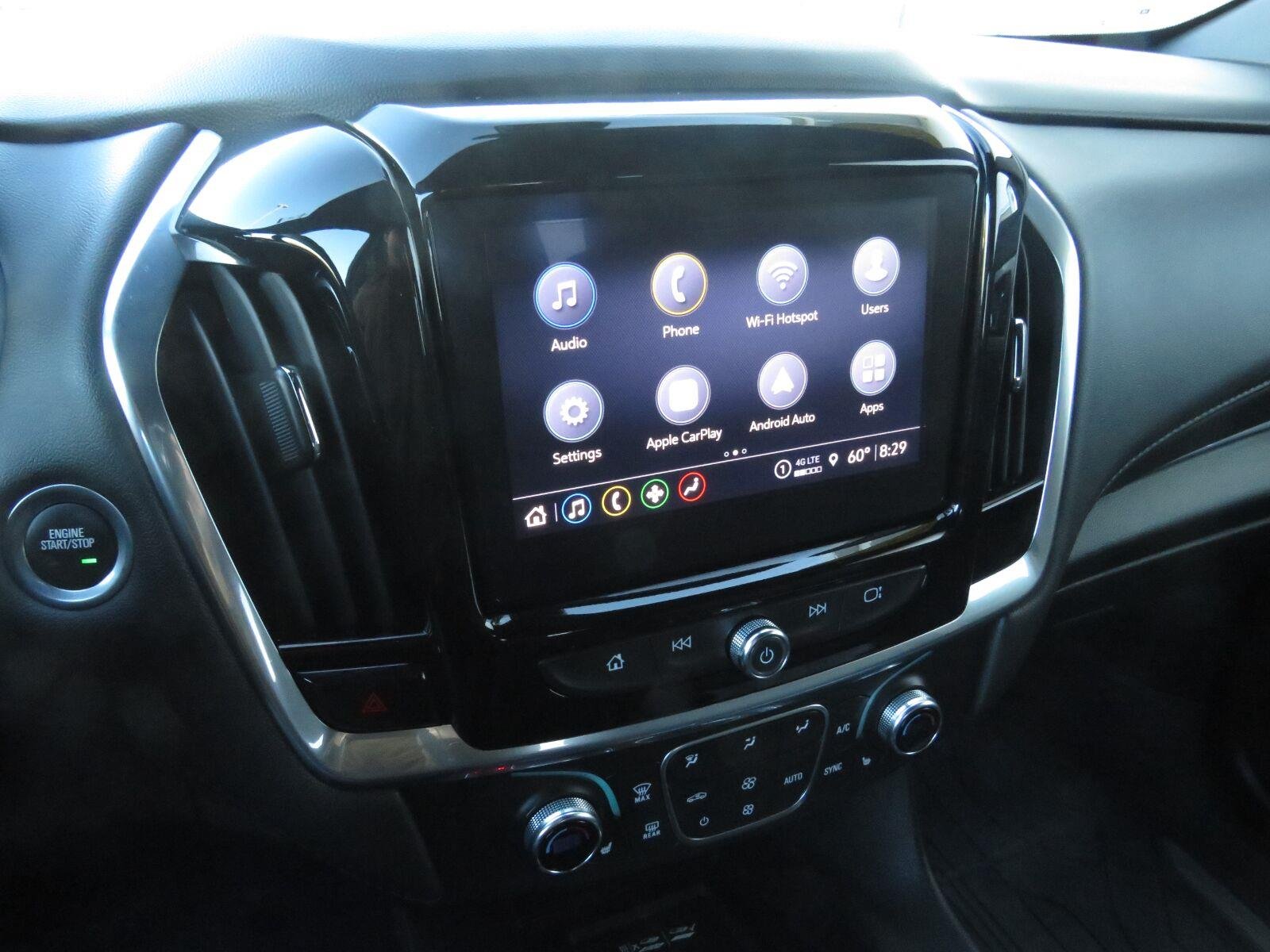 Used 2023 Silver Sage Metallic Chevrolet LT Cloth image 32