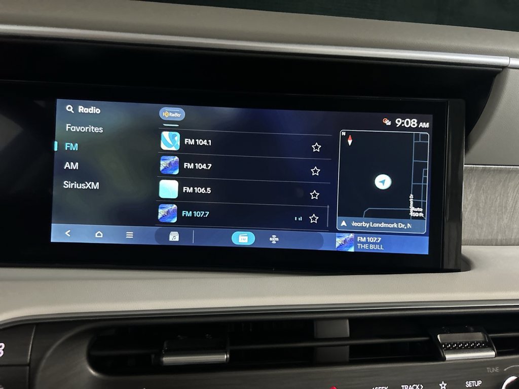 New 2026 White Pearl Hyundai SEL 8P image 28