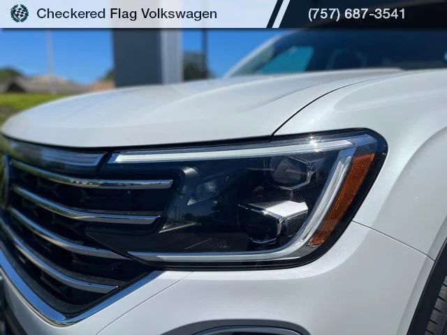 New 2026 White Volkswagen 2.0T SE w/Technology image 12