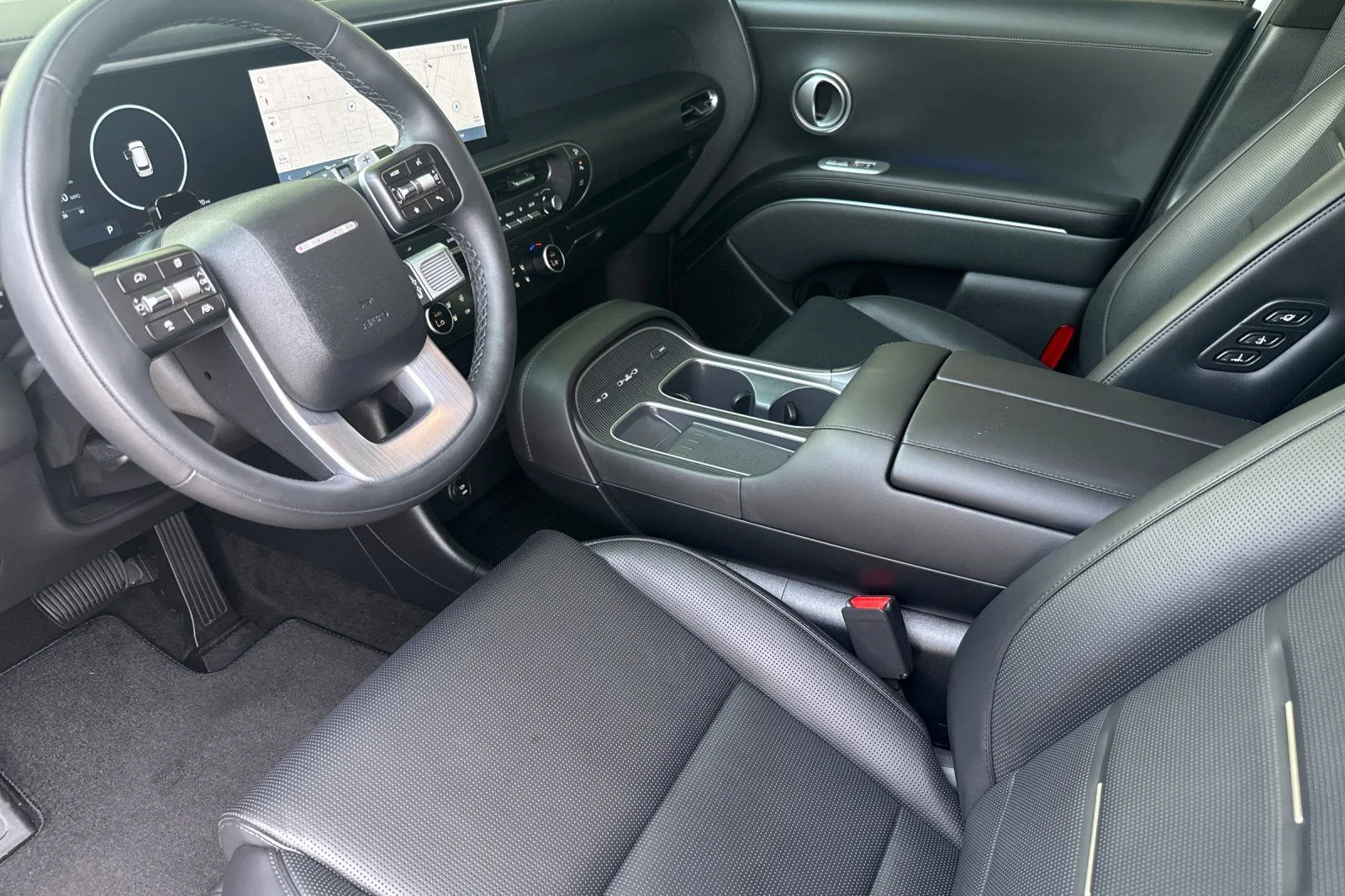Used 2026 White Hyundai Calligraphy image 9
