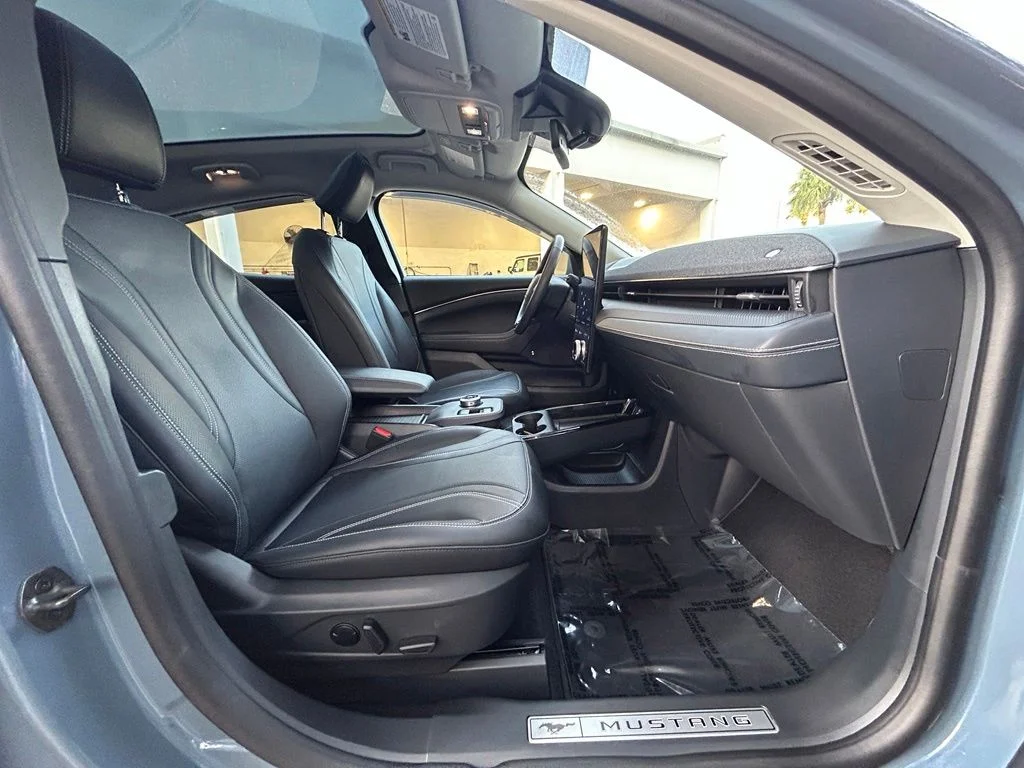 Used 2023 Blue Metallic Ford Premium image 26