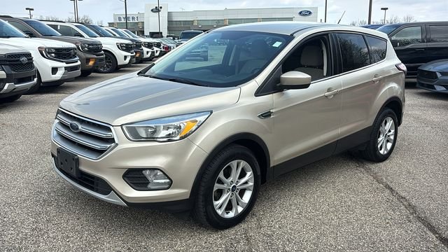 Used 2017 Ford Escape SE with VIN 1FMCU0GD1HUE44790 for sale in Delaware, OH