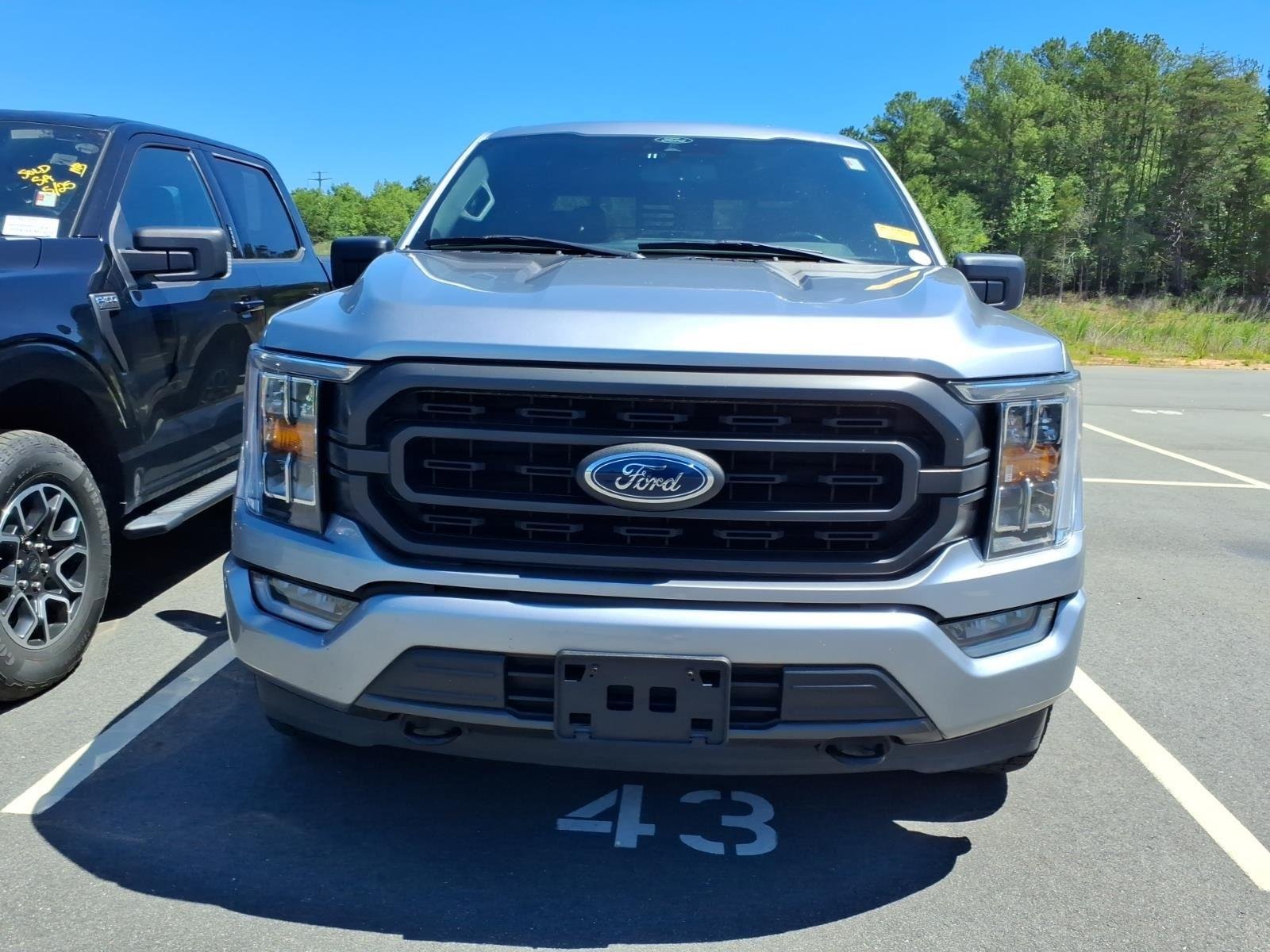 Used 2021 Iconic Silver Metallic Ford XLT image 4