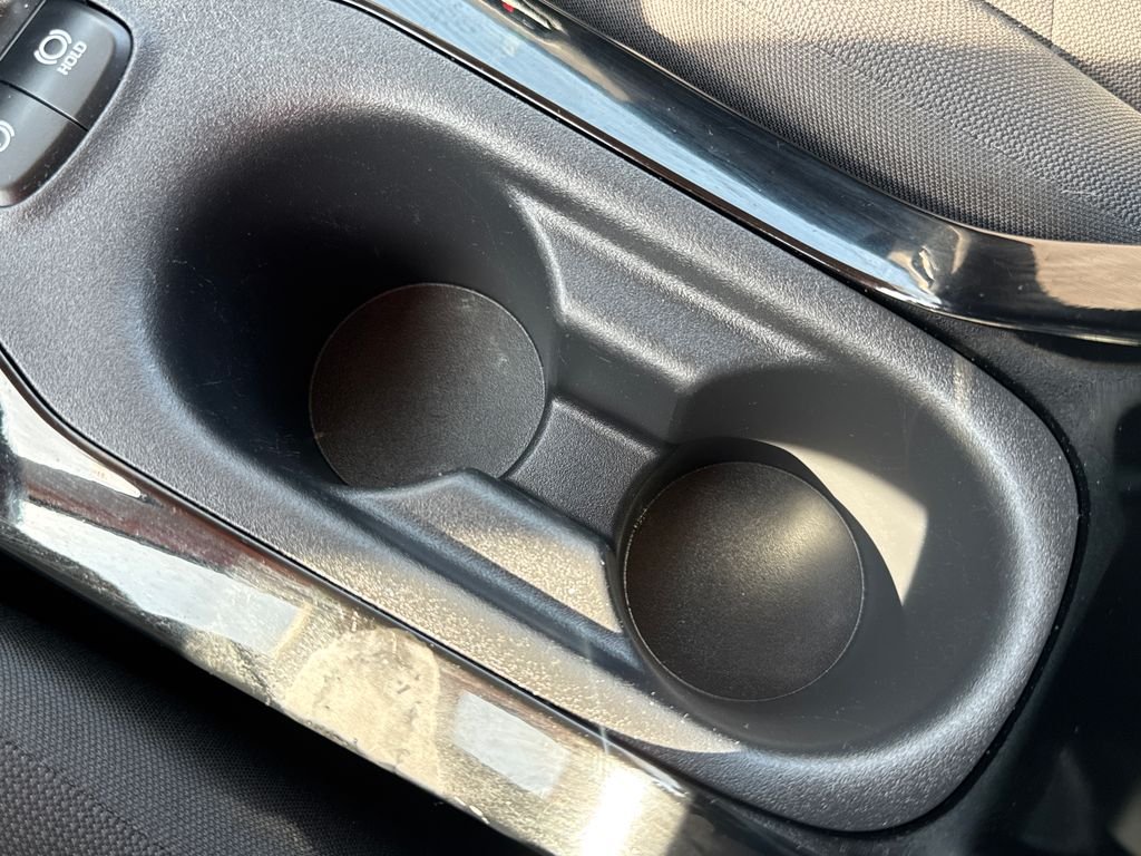 Used 2020  Toyota LE image 25