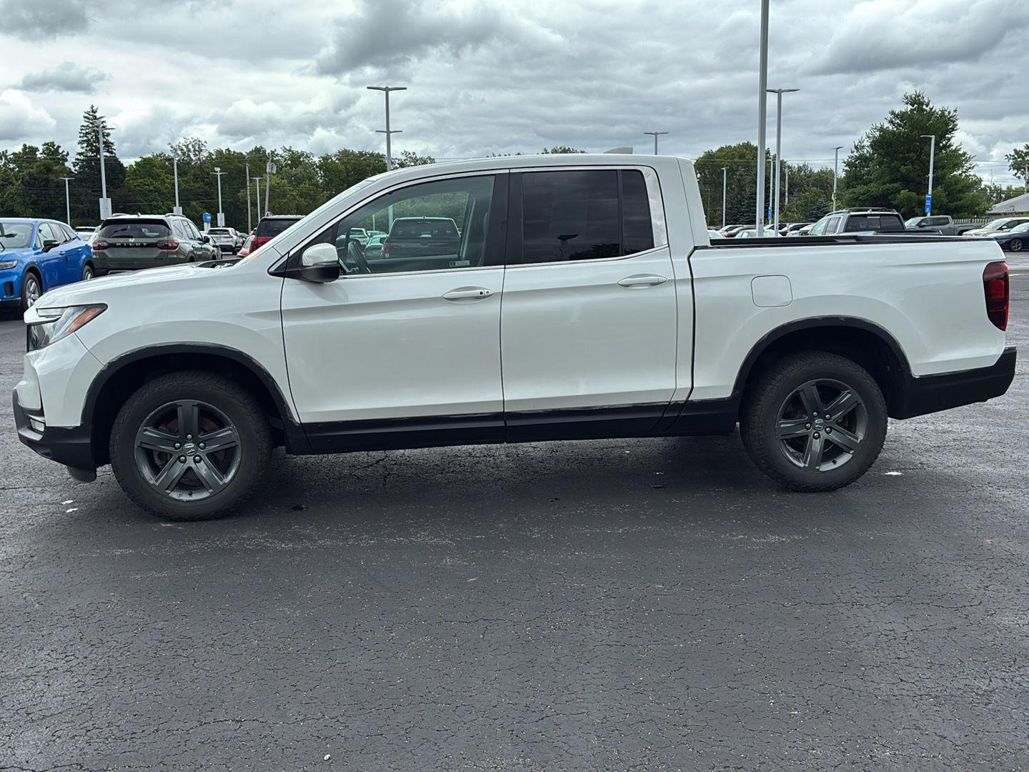 Used 2023 Platinum White Pearl Honda RTL image 13