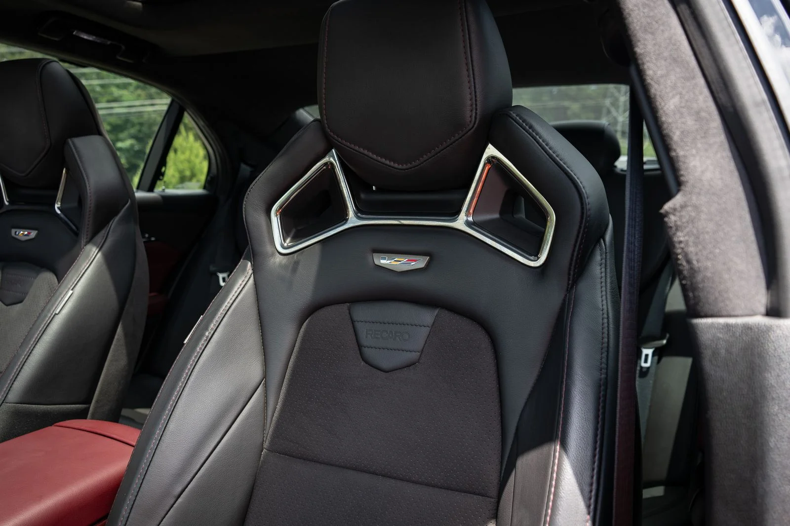Used 2018 Black Raven Cadillac Base image 36