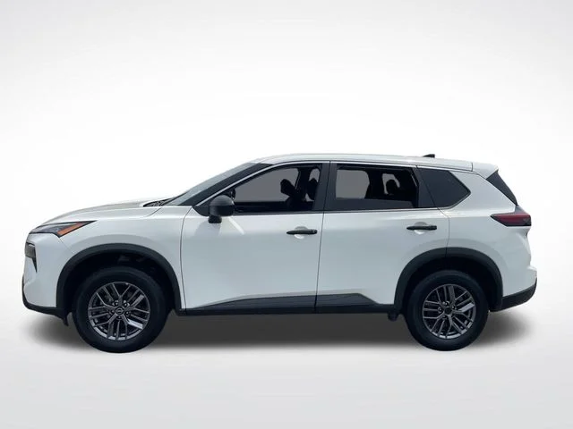 Used 2024 White Nissan S image 2