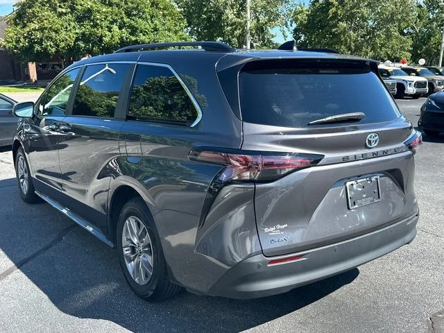 Used 2025 Gray Toyota XLE image 5
