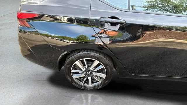 Used 2025  Nissan SV image 34