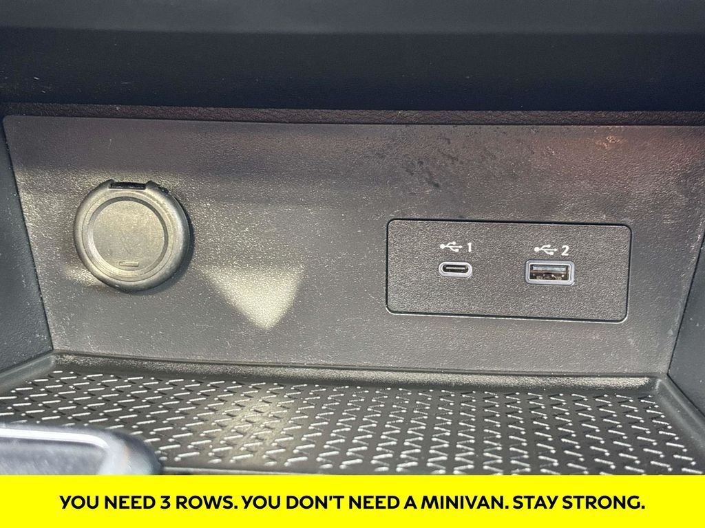 Used 2024 Gray Nissan SV image 28