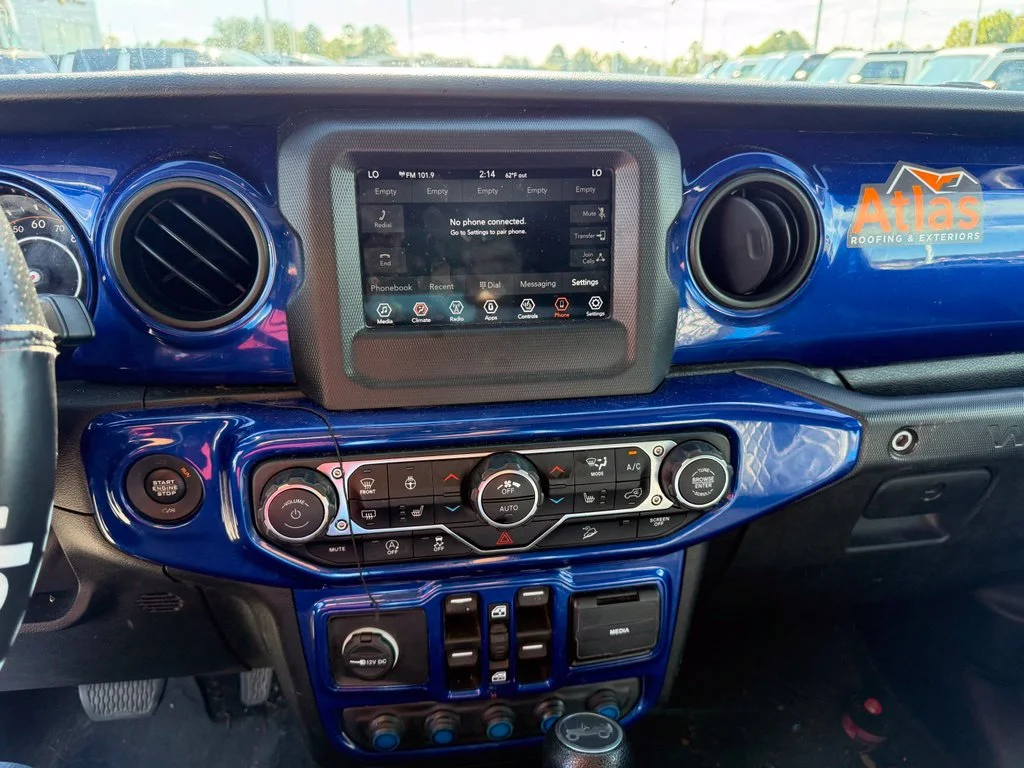 Used 2019 Blue Jeep Unlimited Sport S image 11