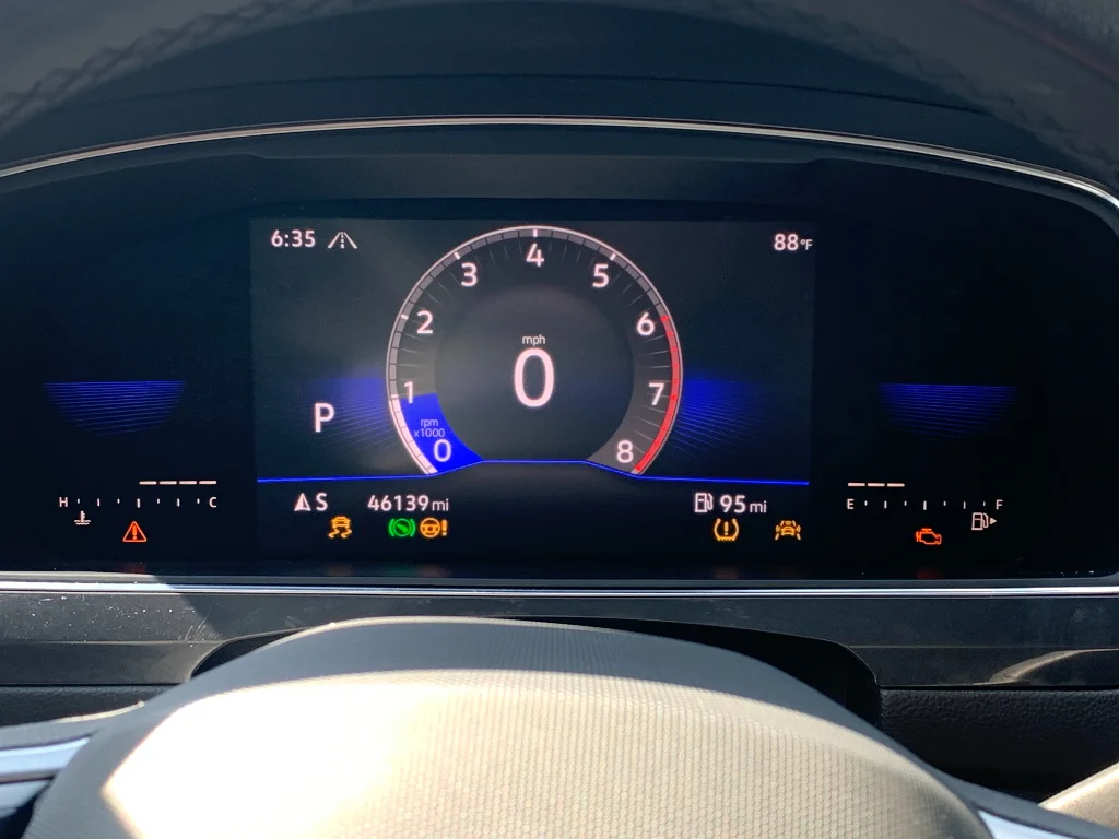Used 2022 Platinum Gray Metallic Volkswagen SE R-Line Black image 15