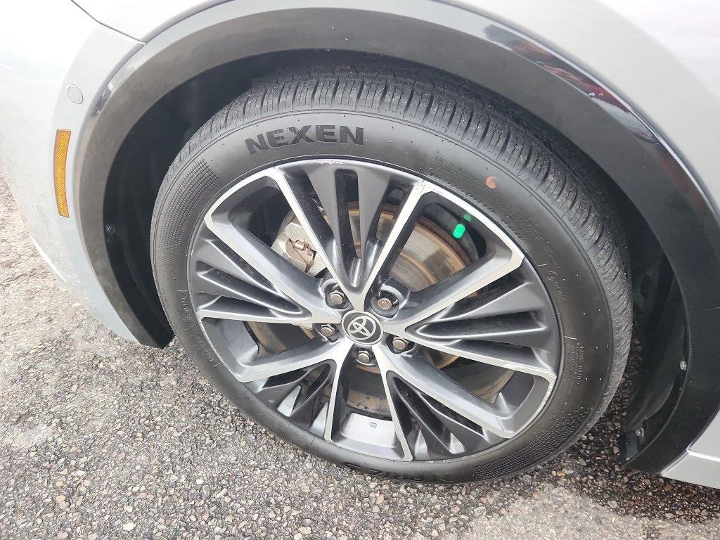 Used 2024 Cutting Edge Toyota Limited image 17