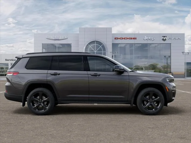 New 2025 Baltic Gray Metallic Clear-Coat Exterior Paint Jeep Limited image 12