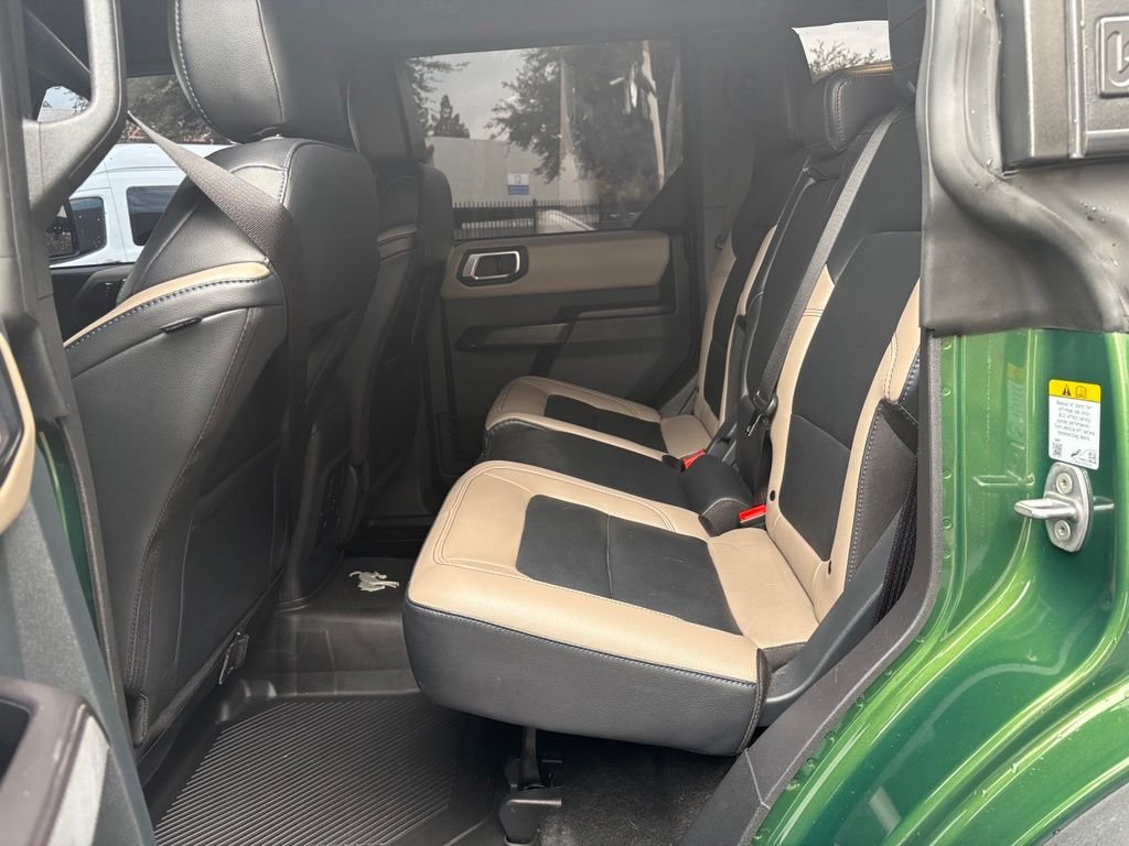 Used 2024 Green Ford Wildtrak image 9
