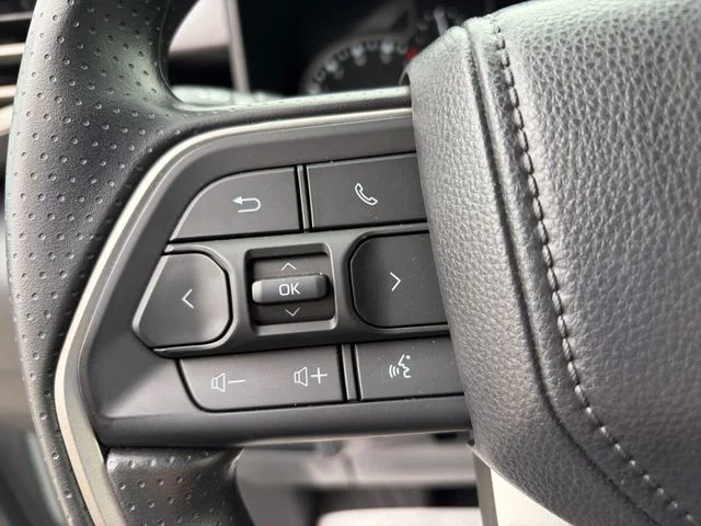 Used 2025  Toyota SR5 image 27