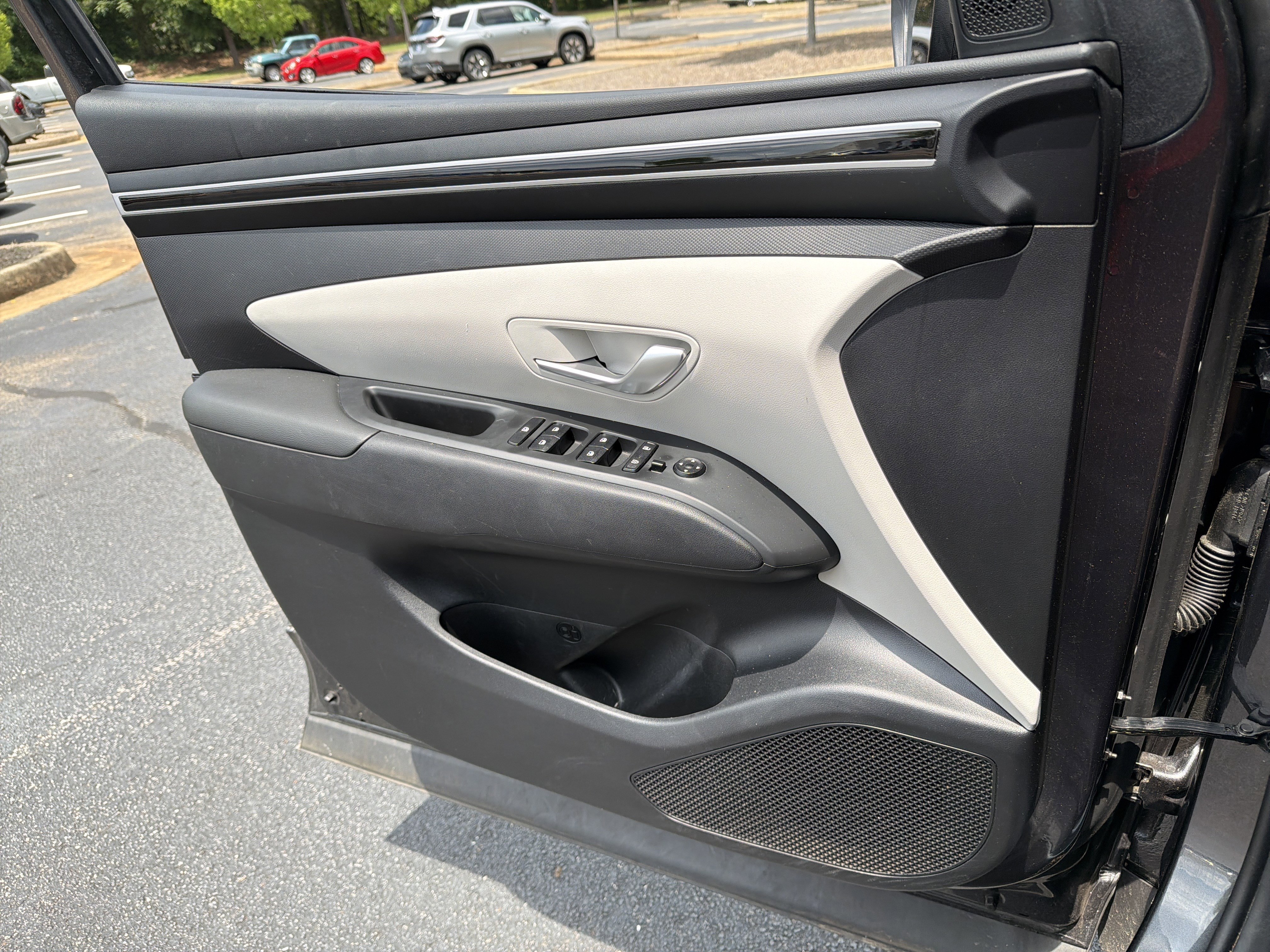 Used 2024 Dark Gray Metallic Hyundai SEL image 13