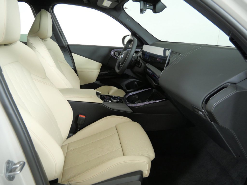 Used 2026 Dune Grey Metallic BMW 30 xDrive image 22
