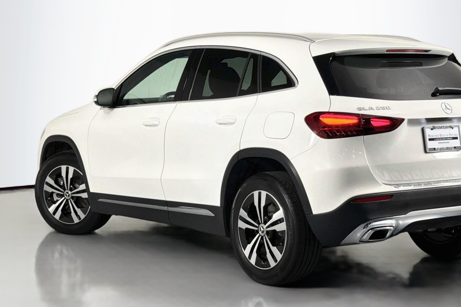 Certified Used 2026 Polar White Mercedes-Benz 250 image 16